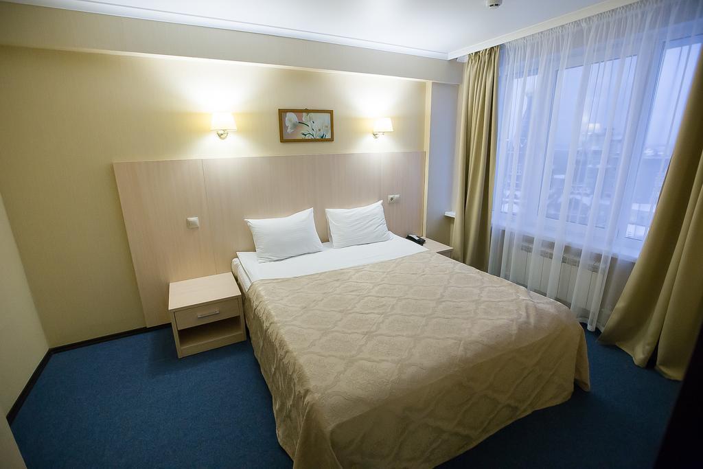 Bryansk Hotel Eksteriør billede